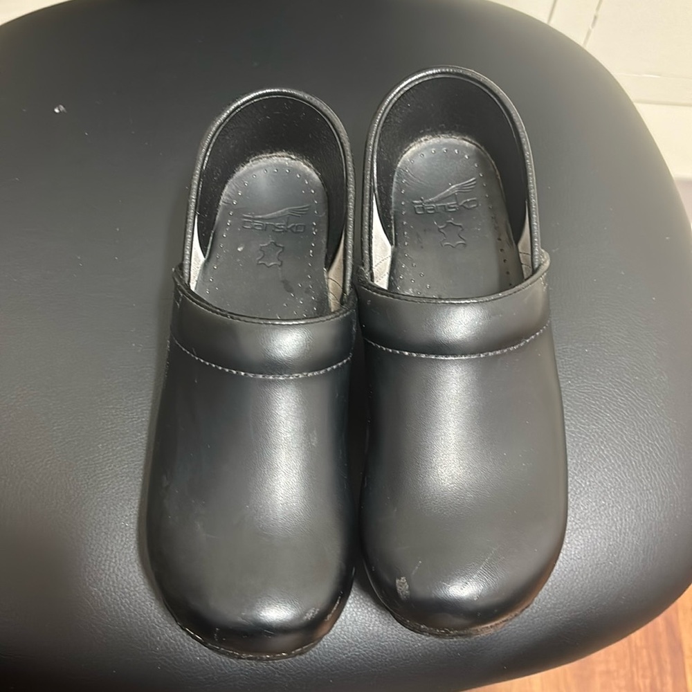 Dansko black size 40